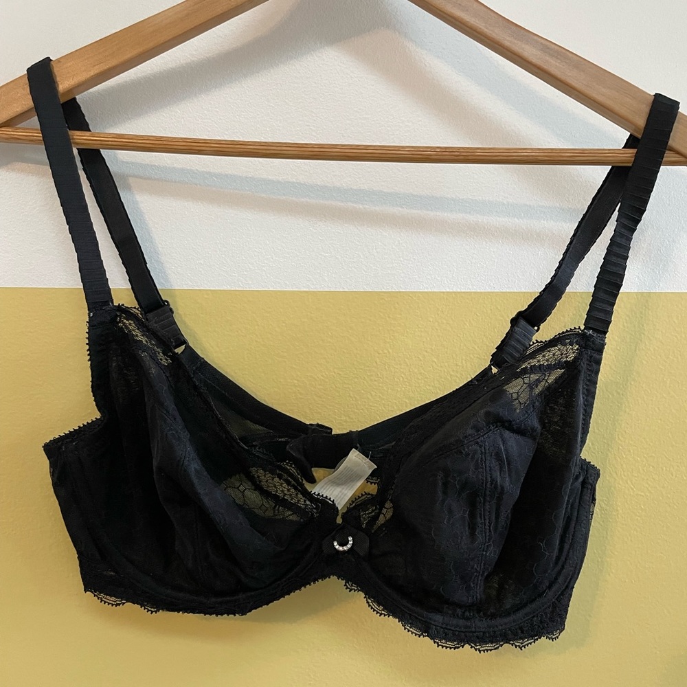 Chantelle 34 DD Bra